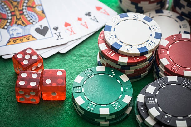BandarQ live dealer table on login royaltoto mobile app