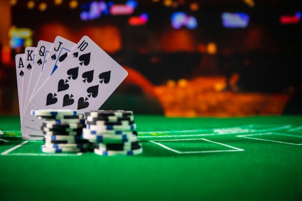 Live roulette wheel and betting table streamed on login royaltoto mobile app
